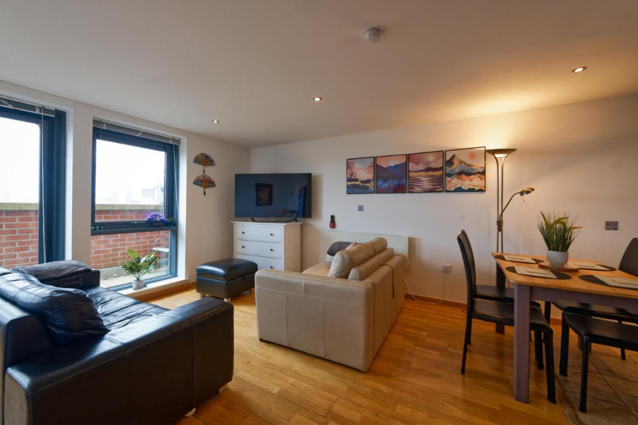 Sidemersey Livings- Convenient 1-Bedroom Flat With A View, Central Liverpool Buitenkant foto