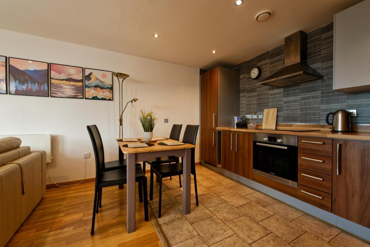 Sidemersey Livings- Convenient 1-Bedroom Flat With A View, Central Liverpool Buitenkant foto