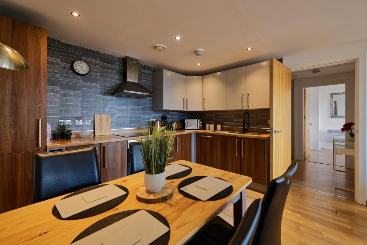 Sidemersey Livings- Convenient 1-Bedroom Flat With A View, Central Liverpool Buitenkant foto