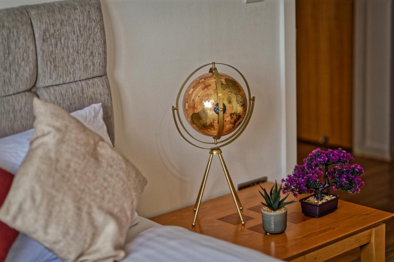 Sidemersey Livings- Convenient 1-Bedroom Flat With A View, Central Liverpool Buitenkant foto